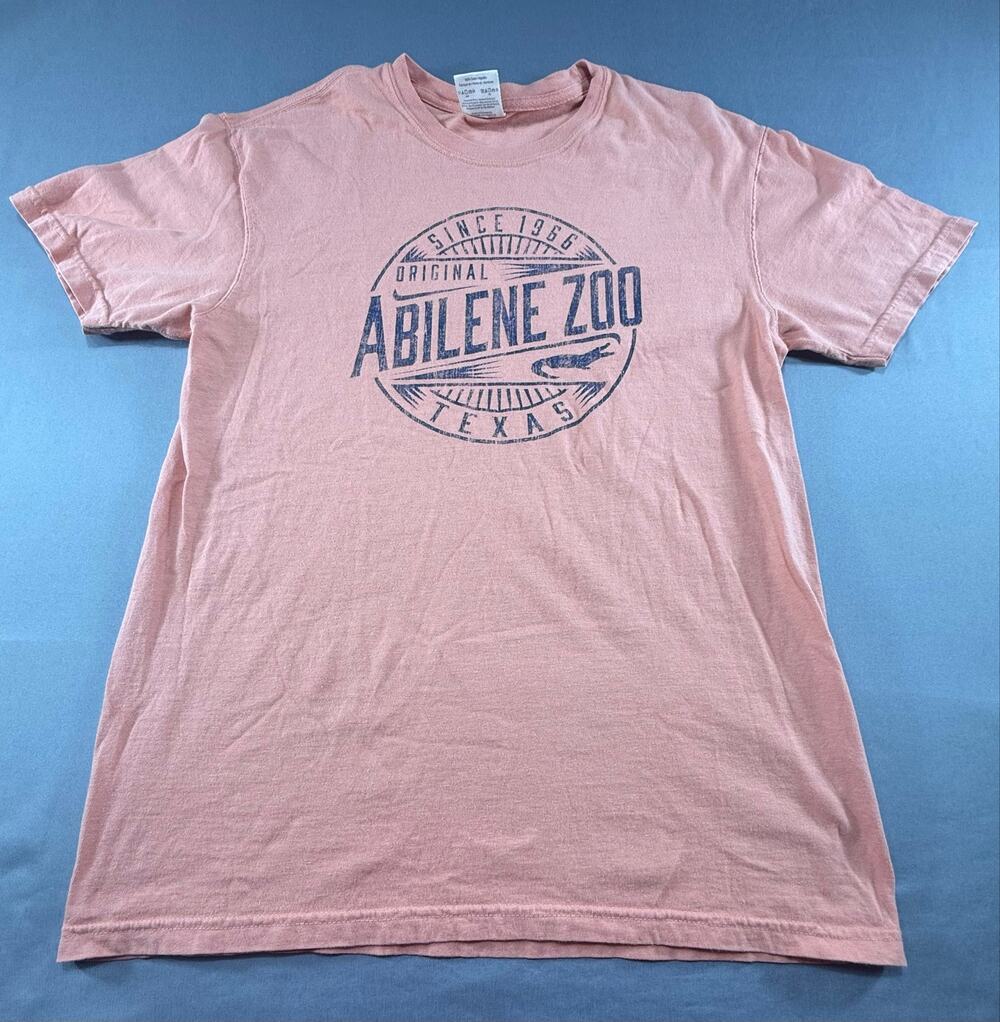 Comfort Colors Abilene Zoo Texas Graphic T-Shirt Adult Medium Coral Garment Dyed
